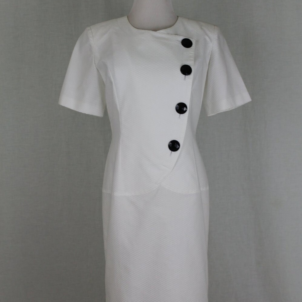 Revillon Paris Classic White Pique Cotton Short Sleeve Sheath Dress 6